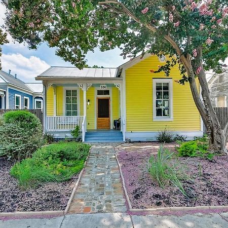 Downtown Historic 2Bdrm, Walk To Riverwalk, Alamo; Beautifully Renovated! San Antonio Exterior photo
